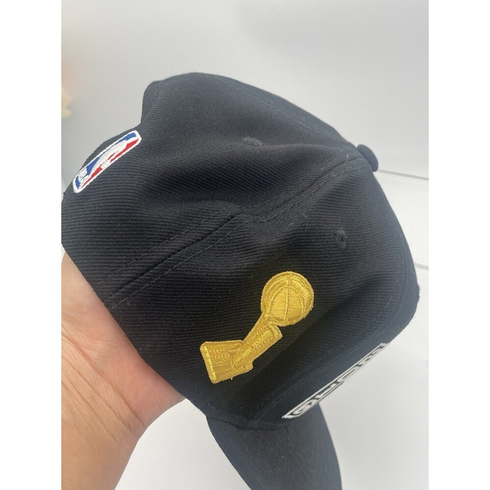Cleveland Cavaliers Cavs Hat cap NWOT 2016 NBA CHAMPS Adidas Black Snapback H33 - Picture 3 of 9